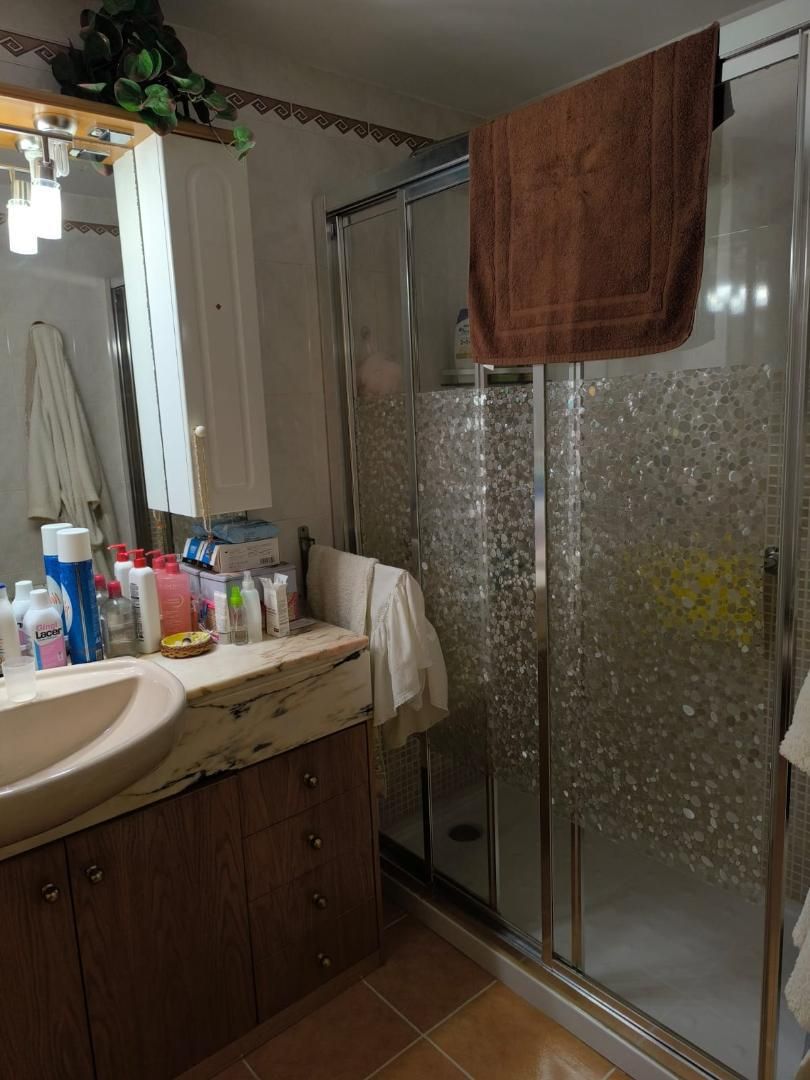 Piso en  Avenida Pintor Xavier Soler 7 - Foto 3