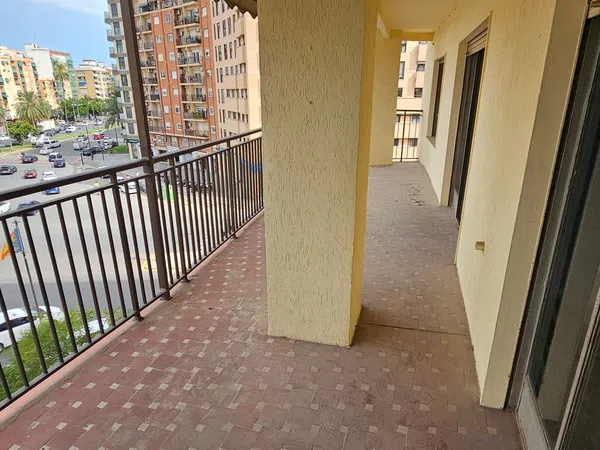 Piso en Plaza Manuel Sanchís Guarner, 1, Russafa - Foto 1