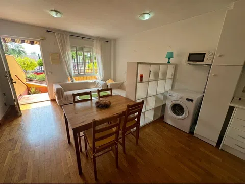 Dúplex en avenida Real Academia de Medicina, 23