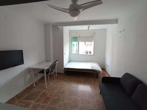 Estudio en camino Suárez, 81