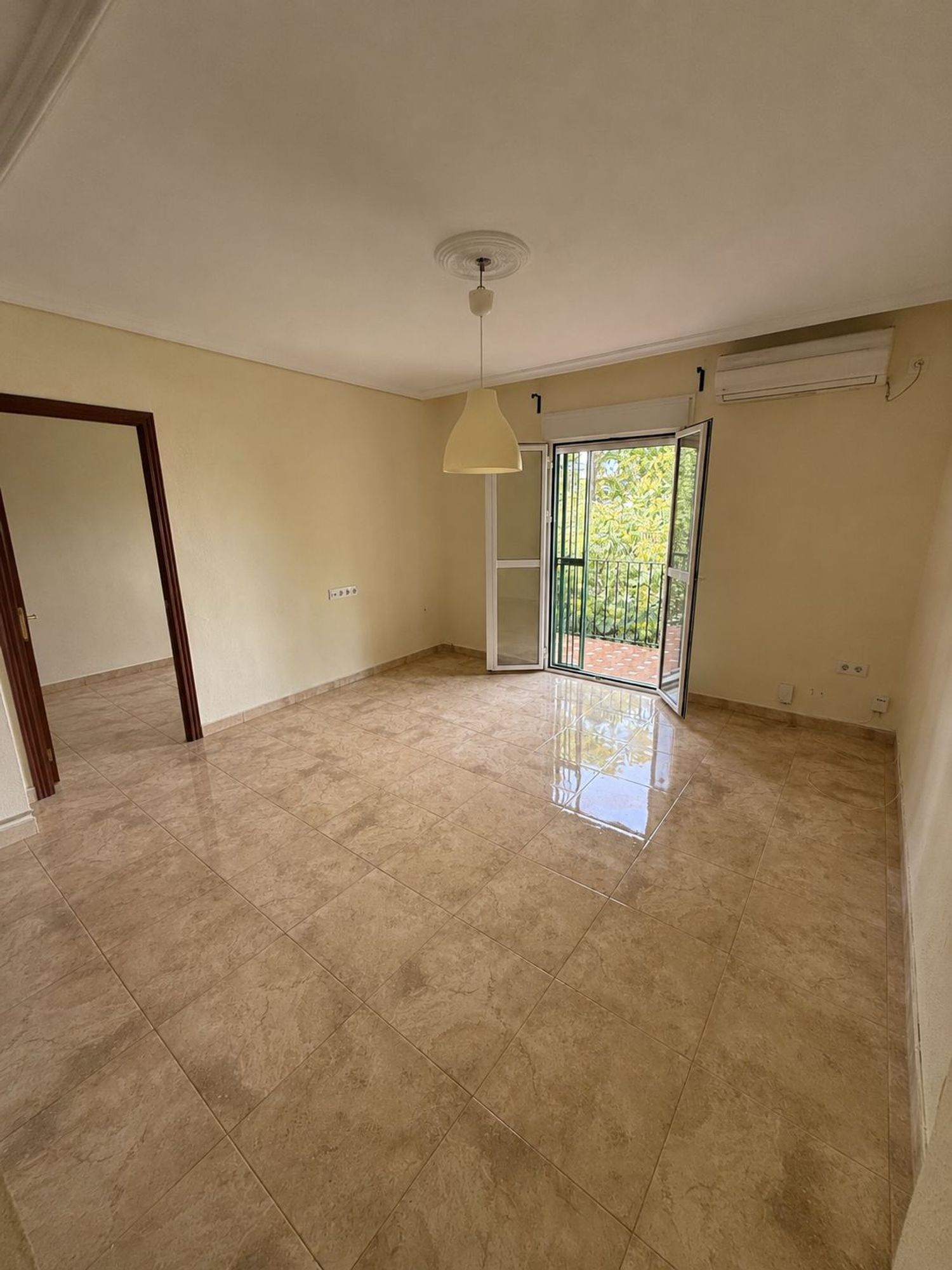 Piso en Calle Guadalimar, 5 - Foto 2