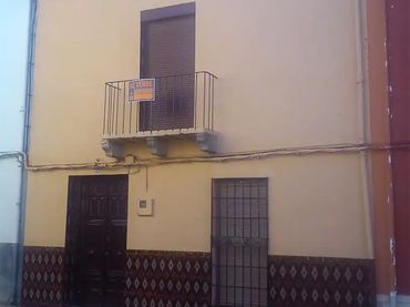 Casa adosada en calle Virgen de Consolación 32 - Foto 1