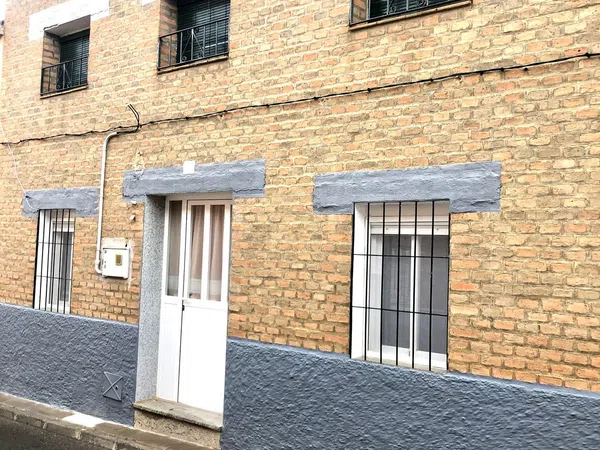 Casa o chalet independiente en Calle Ramón y Cajal, 9 - Foto 1
