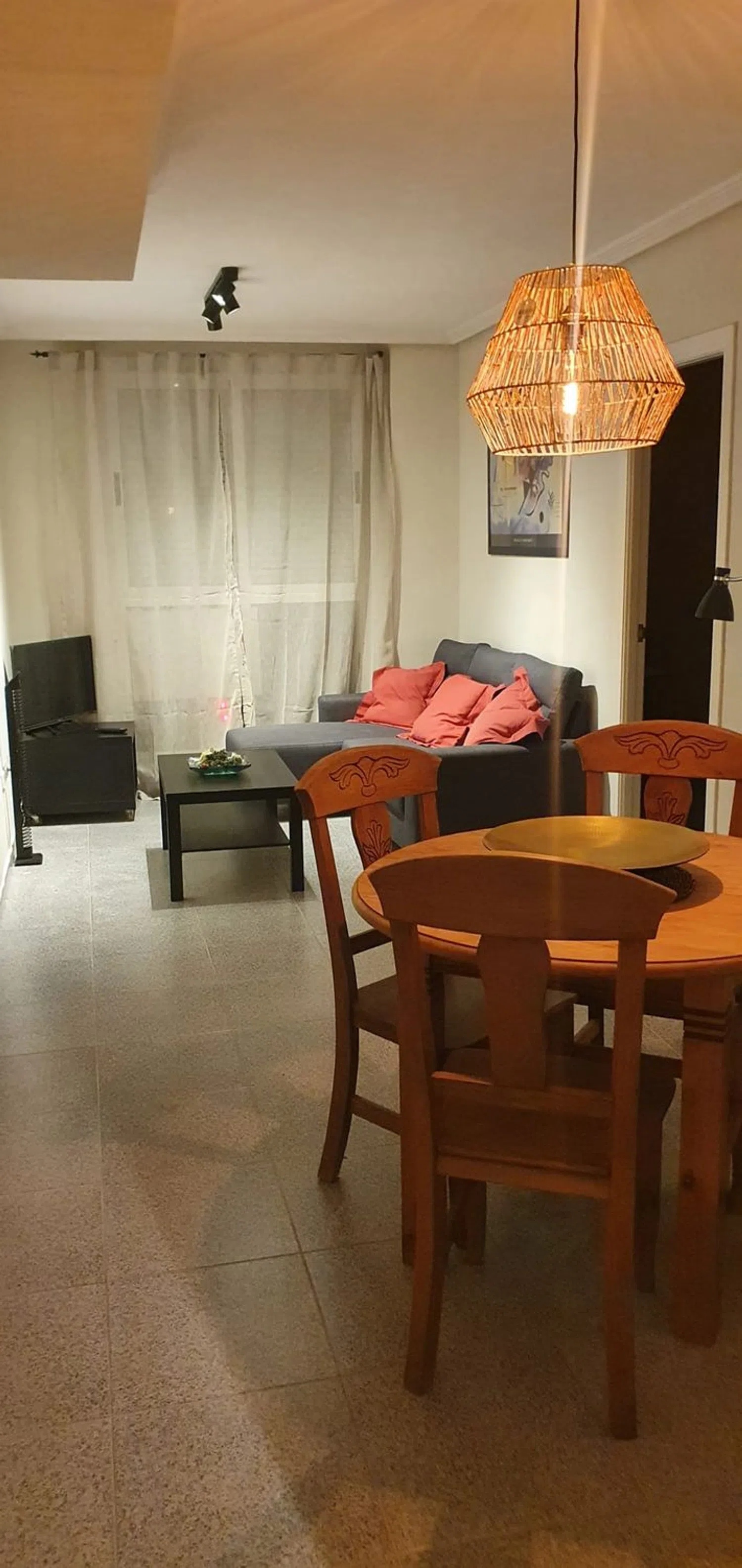 Piso en avenida Juan Carlos I, 35 - Foto 1