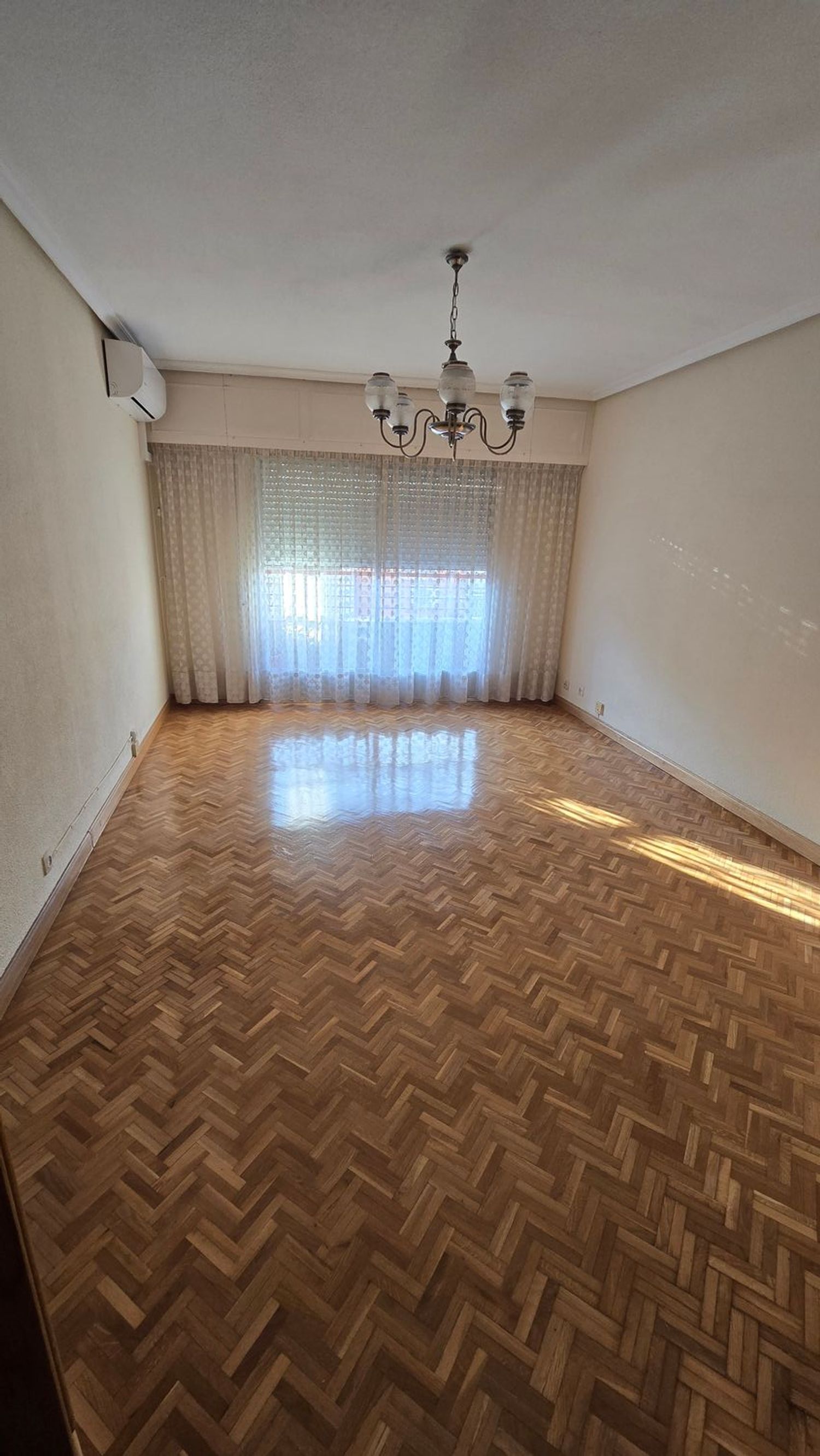 Piso en calle de Santa Leonor, 10 - Foto 1