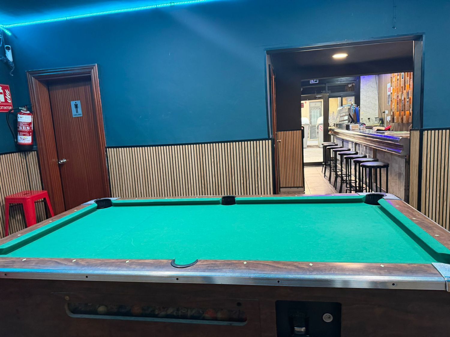 Bar de copas en traspaso en Calle de Diògenes - Foto 15