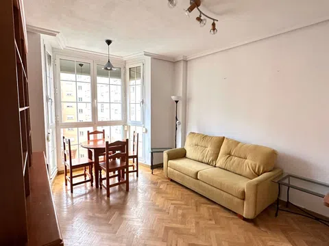 Piso en alameda del Valle, 36