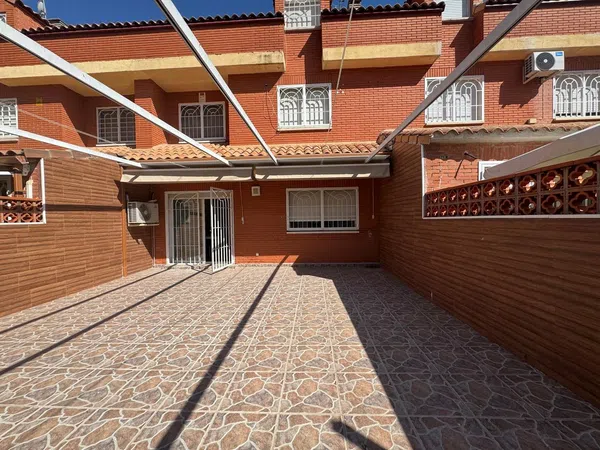 Chalet adosado en La Garena - Foto 3