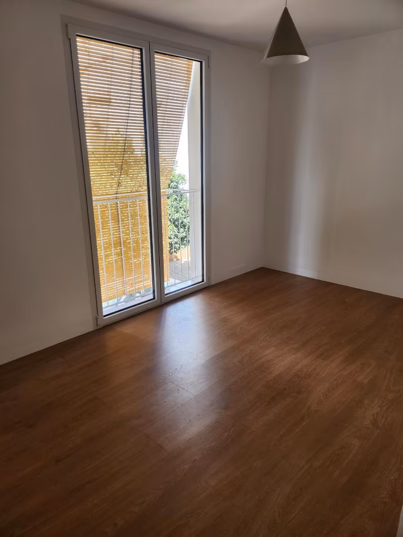 Apartamento en  Calle Jorge de Montemayor 3 - Foto 2