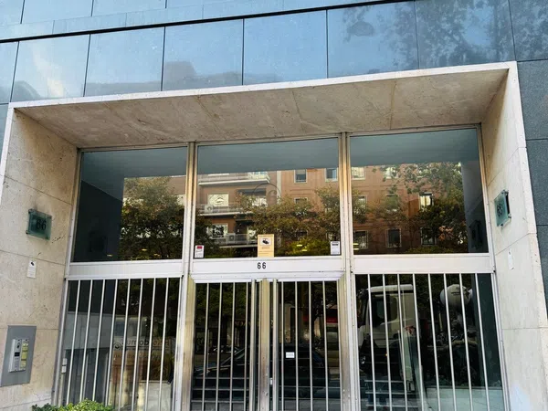 Piso en calle de Cea Bermúdez, 66