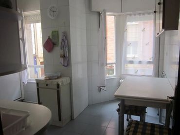 Piso en  Calle Marqués de Casa Valdés 101 - Foto 3