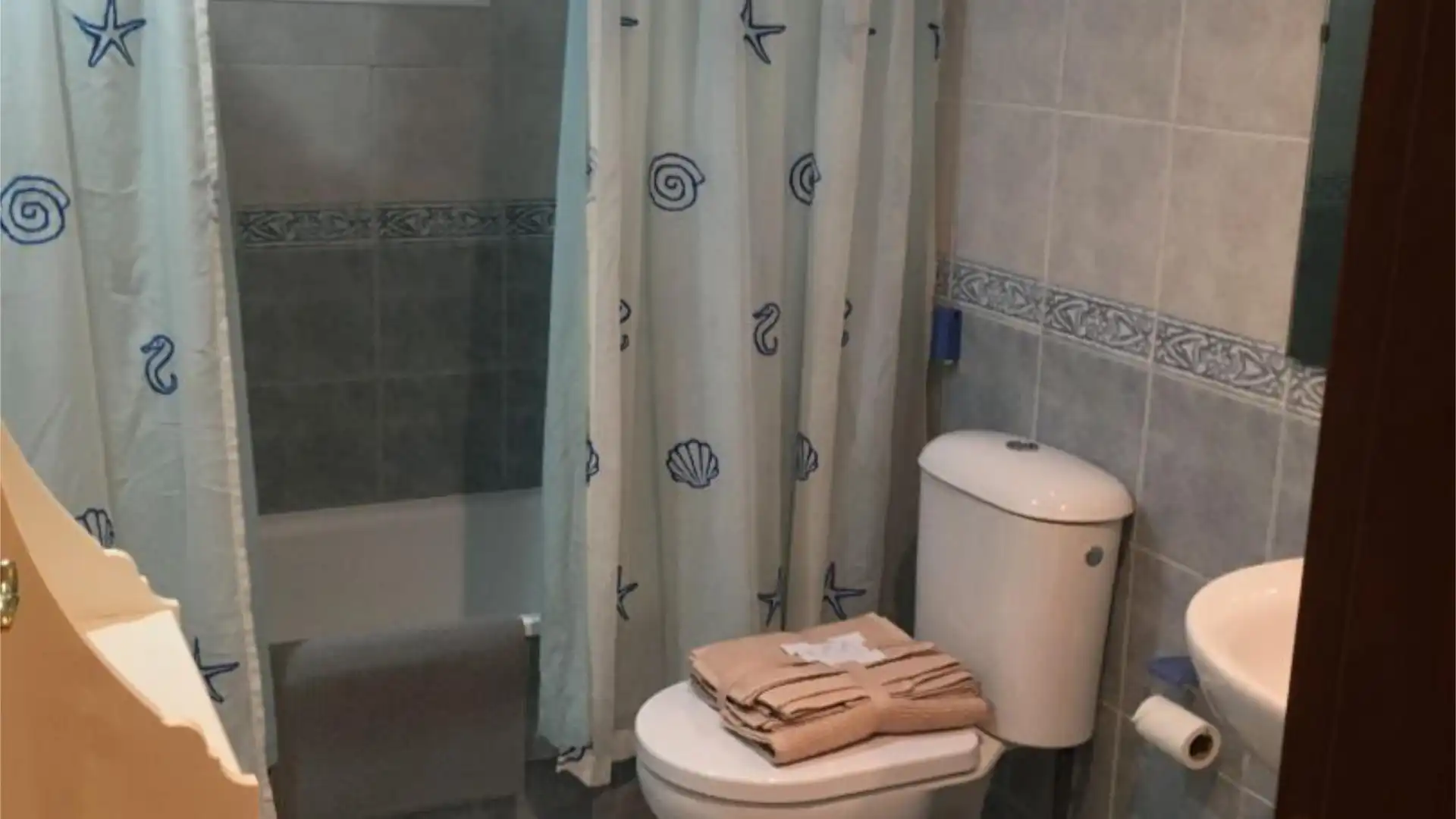 Piso en  Avenida del Editor Ángel Caffarena 21 - Foto 12