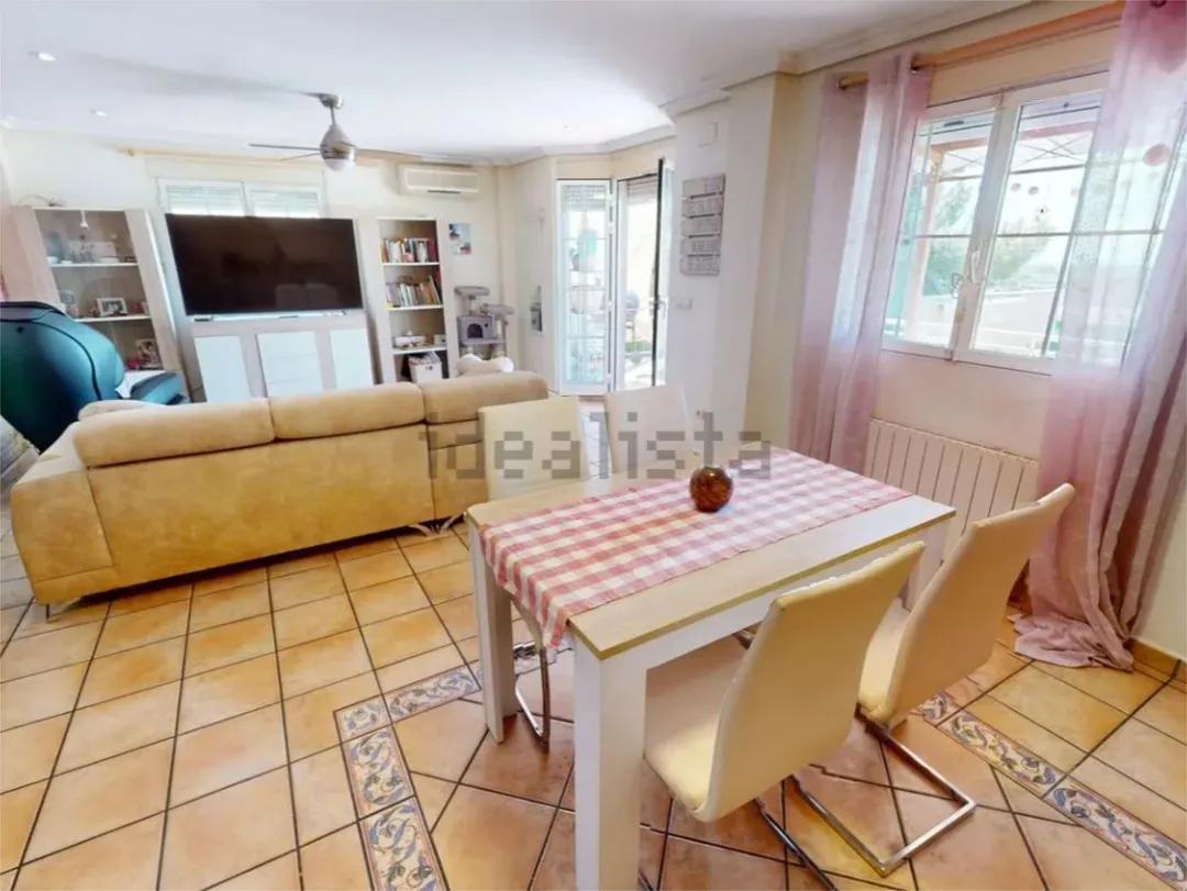 Piso en  Carrer Benejama 19 - Foto 1