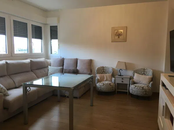 Piso en calle Escritora Ángeles López de Ayala, 7 - Foto 1