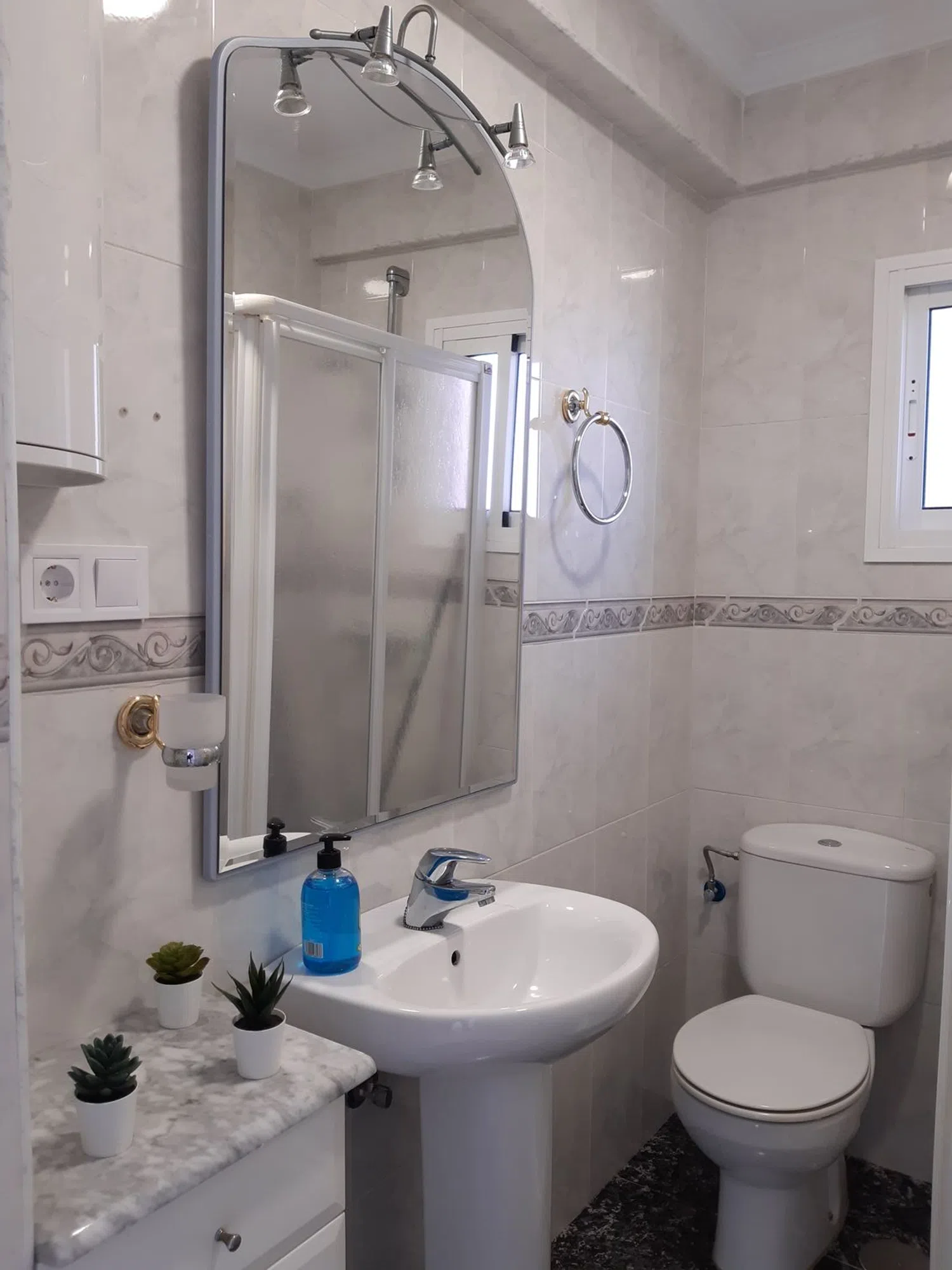 Piso en calle Manuel Altolaguirre, 36 - Foto 17