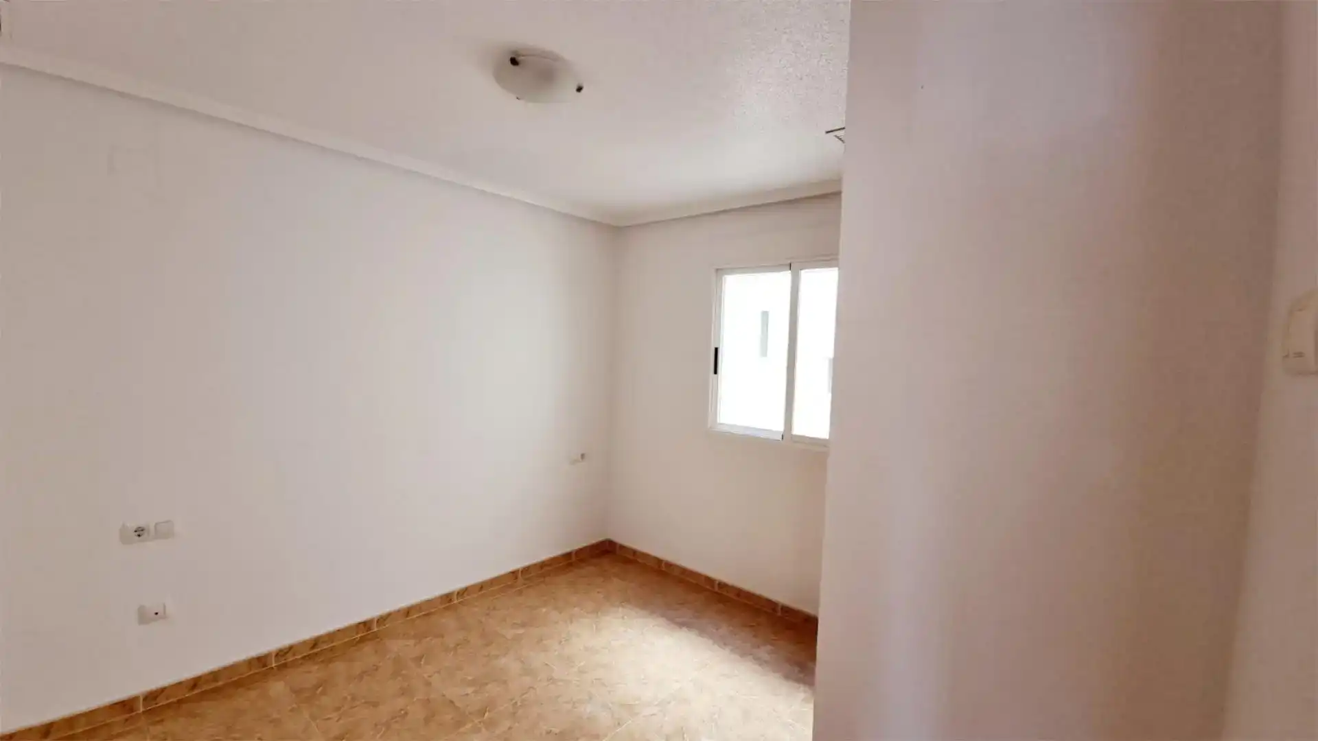 Apartamento en  Calle Los Emilios 61 - Foto 2