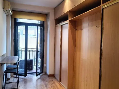 Estudio en calle san Vicente ferrer, 20