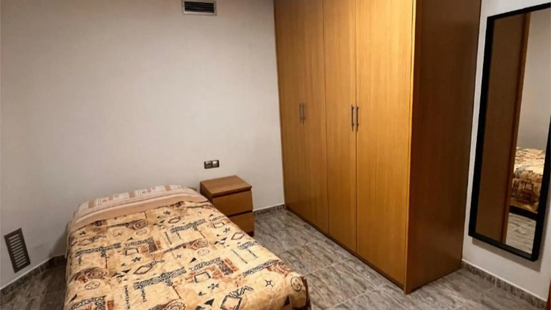 Piso en  Carrer de Sierra Nevada 186 - Foto 23