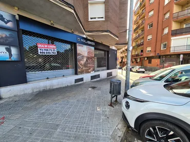 Local comercial en Terrassa - Foto 2