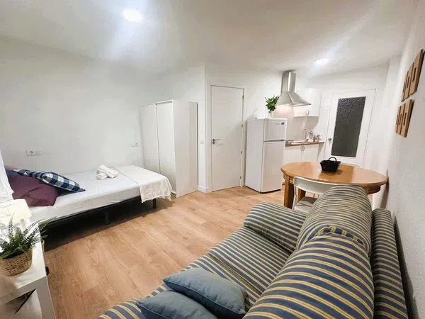 Estudio en Calle de Gil de Andrade, 8, Juan de Austria - Foto 2