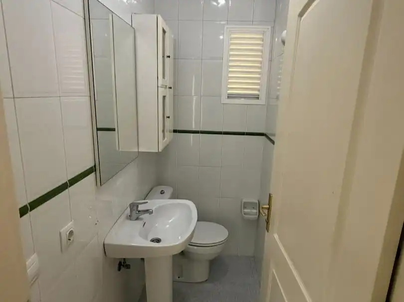 Piso en  Calle Venegas 8 - Foto 8