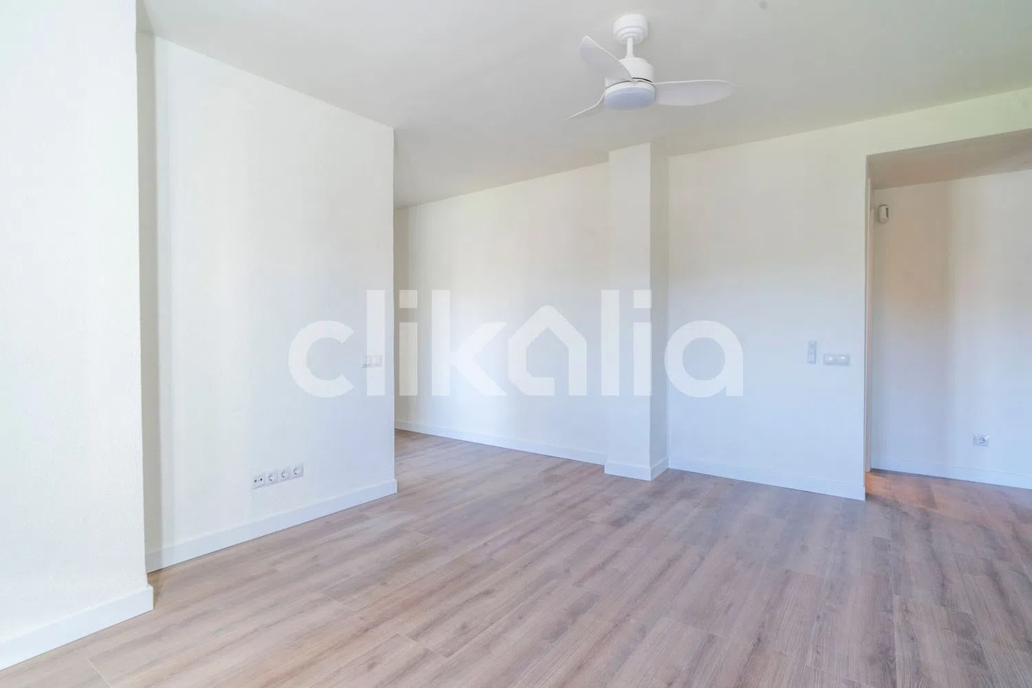 Piso en calle del Nou d'Octubre - Foto 4