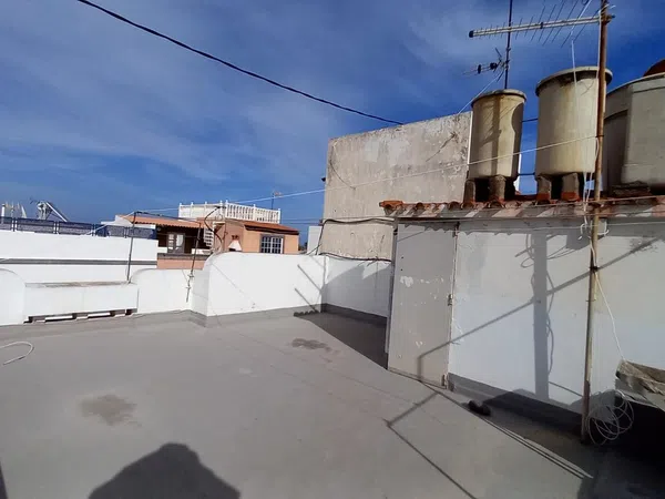 Chalet adosado en Barrio Escaleritas - La Feria - Foto 9