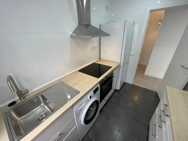 Piso en avenida Fuerzas Armadas, 11 - Foto 13