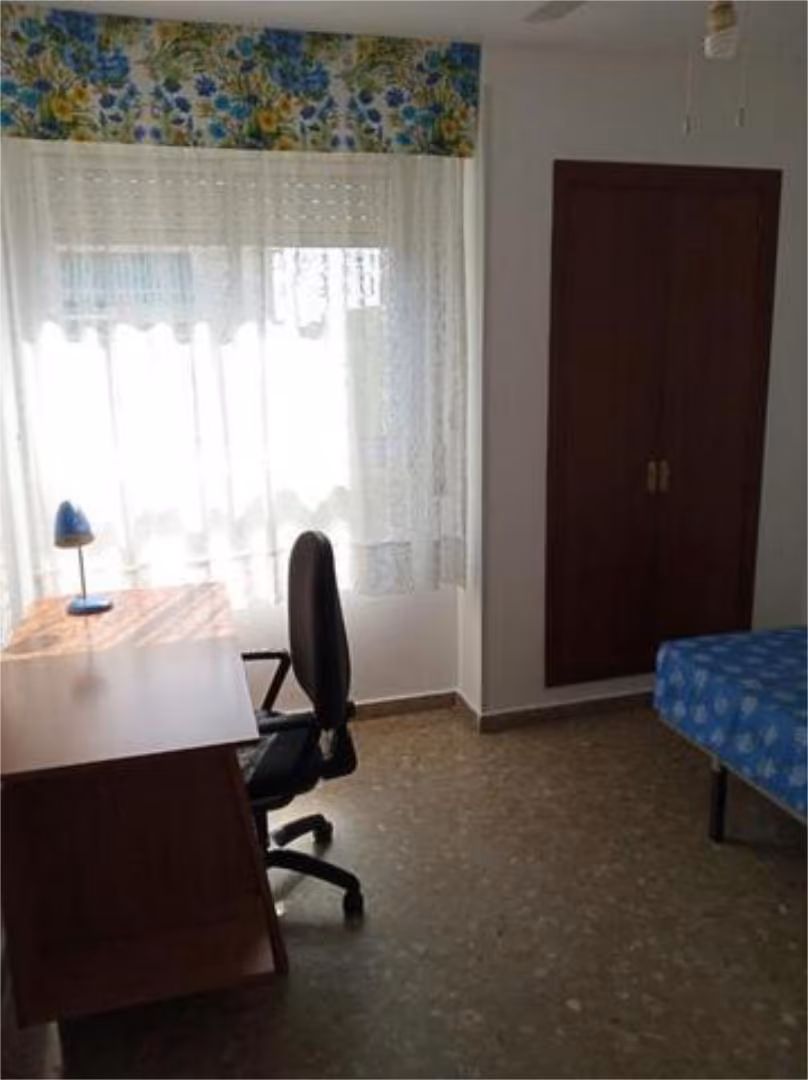 Piso en Carlos Haya - Foto 5