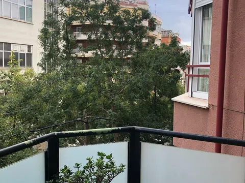 Piso en calle de Rosalia de Castro, 65