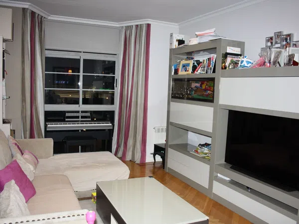 Piso en avenida de los Andes, 23