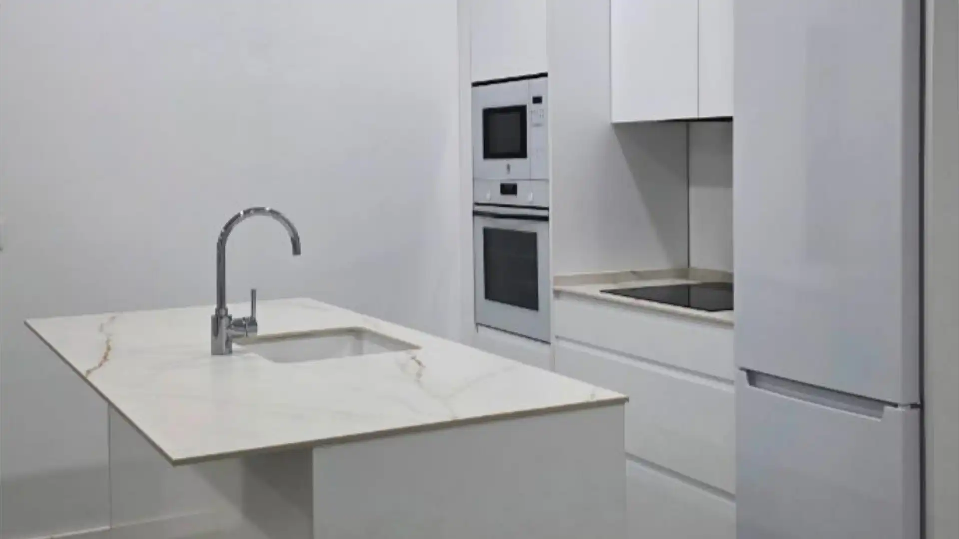 Piso en  Calle Melchor Gallegos 1 - Foto 3