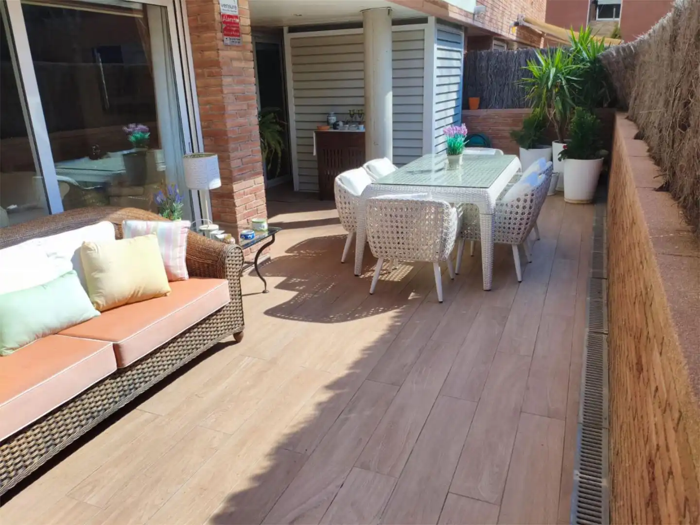 Piso en  Carrer de Domènec Oristrell 48 - Foto 2