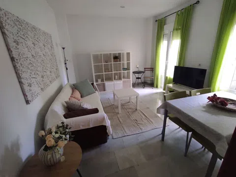 Piso en calle Alfarería, 140