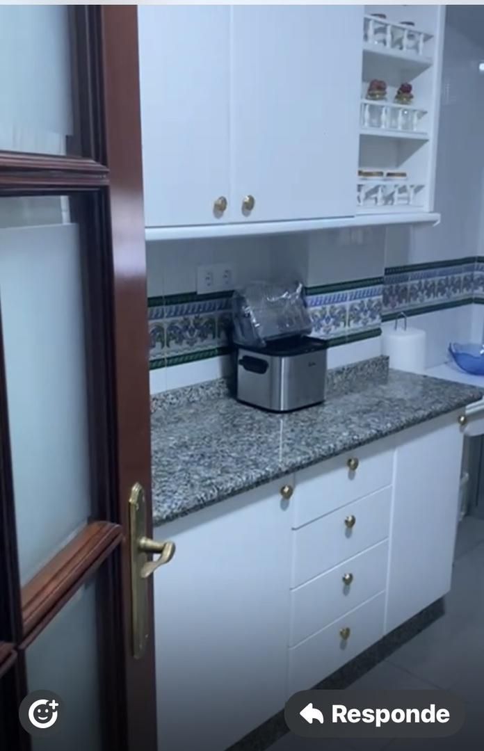 Piso en  Calle Espartinas 6 - Foto 5