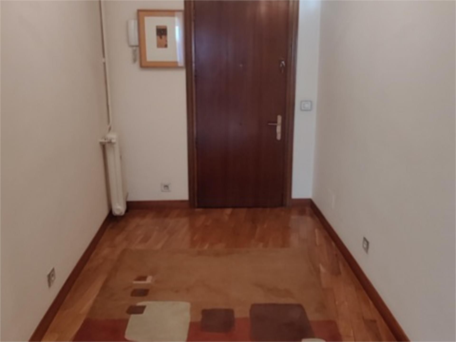 Piso en  Avenida de la Ciudad de Barcelona 109