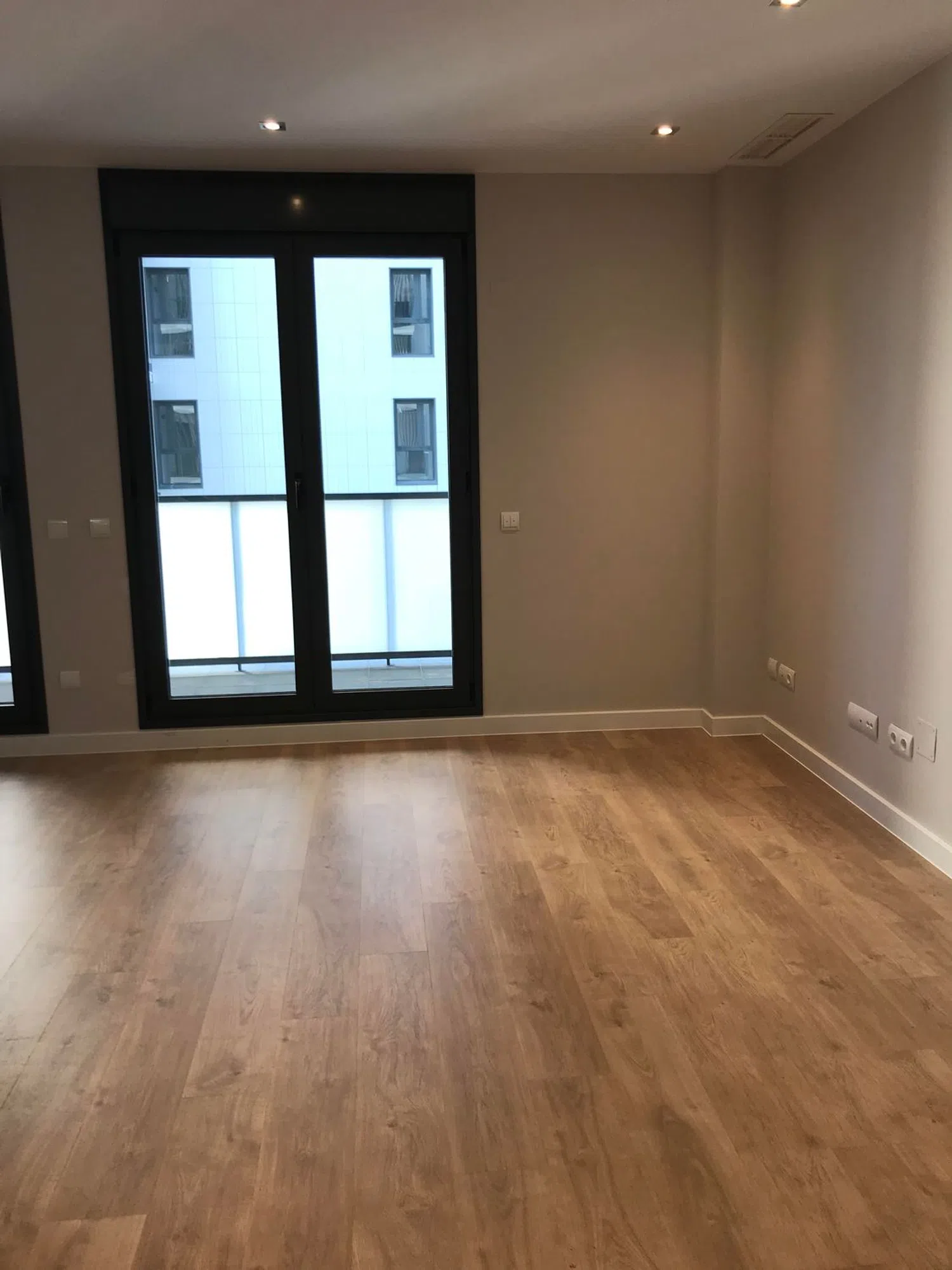 Piso en Gran Via de les Corts Catalanes, 197 - Foto 2