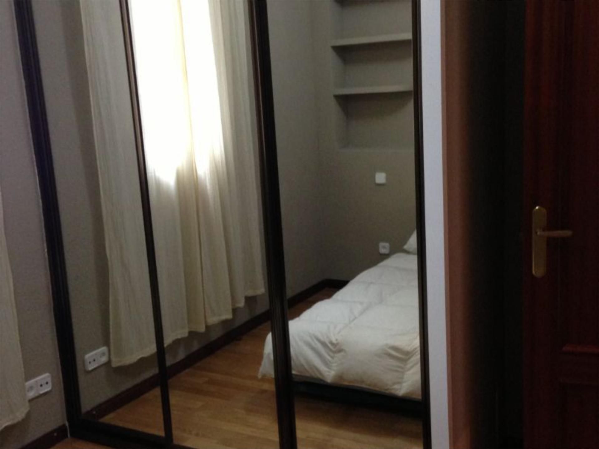 Piso en  Calle de Jerte 8 - Foto 4