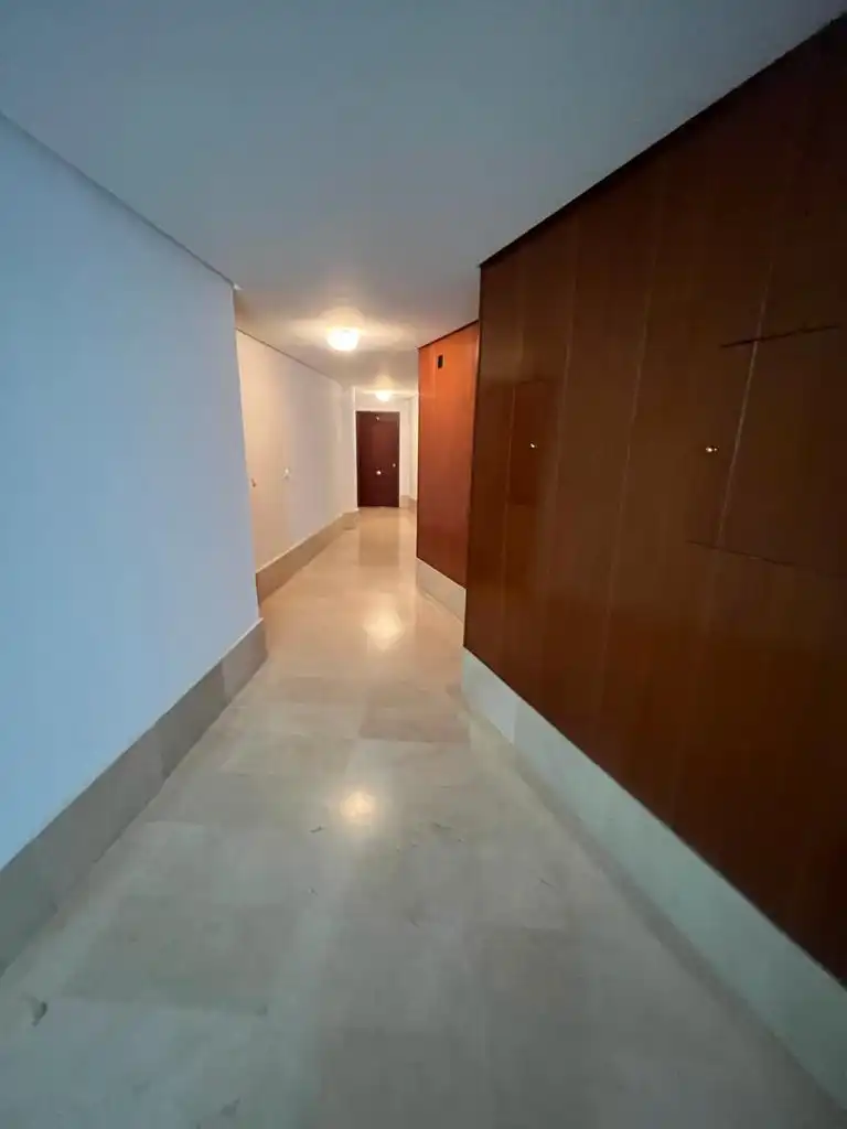 Apartamento en  Calle Amador de los Ríos 4 - Foto 5
