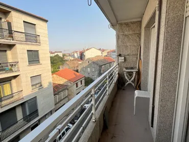 Piso en  Camiño Rosalía de Castro 4 - Foto 2