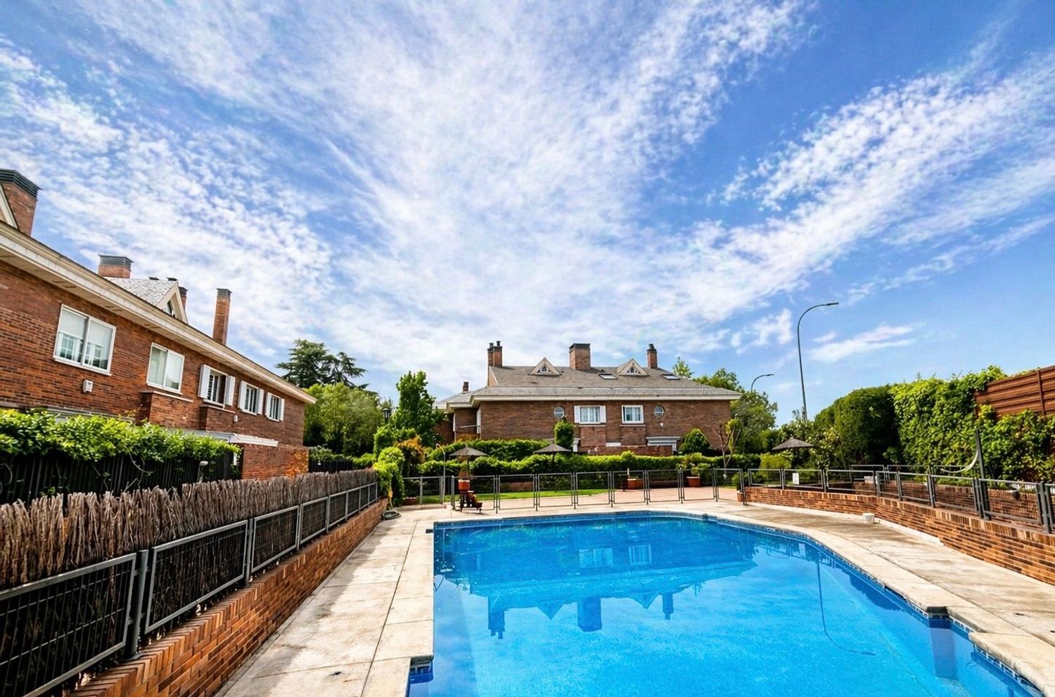 Chalet adosado - Foto 4