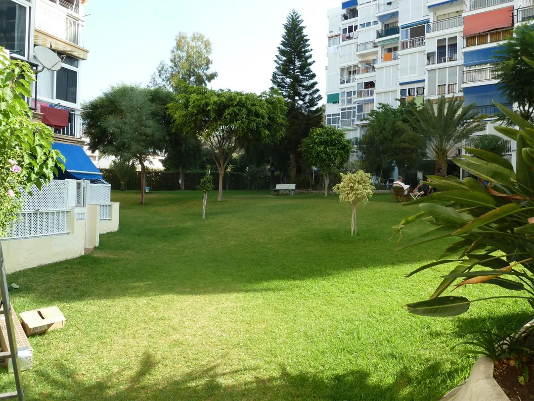 Piso en  Calle Hermanos Álvarez Quintero 1 - Foto 13