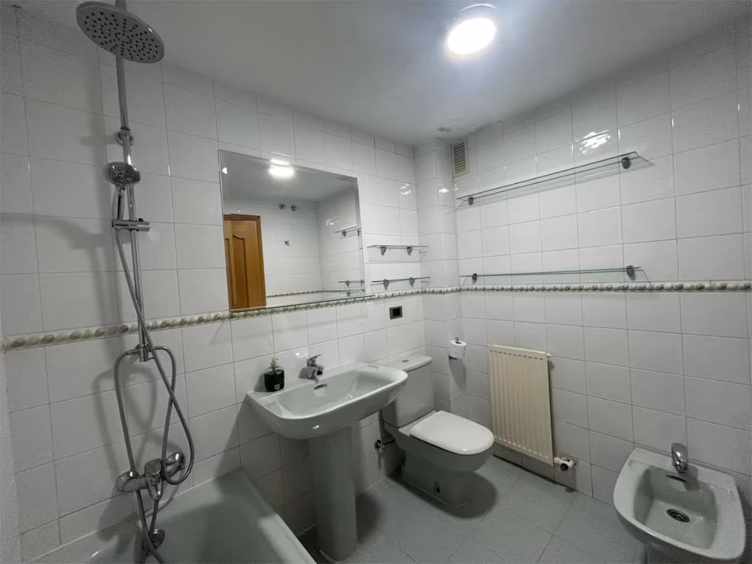 Piso en  Calle Pintor Manuel Maldonado 25 - Foto 18