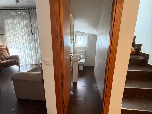 Chalet adosado en Avenida Cantabria, 1000 - Foto 2