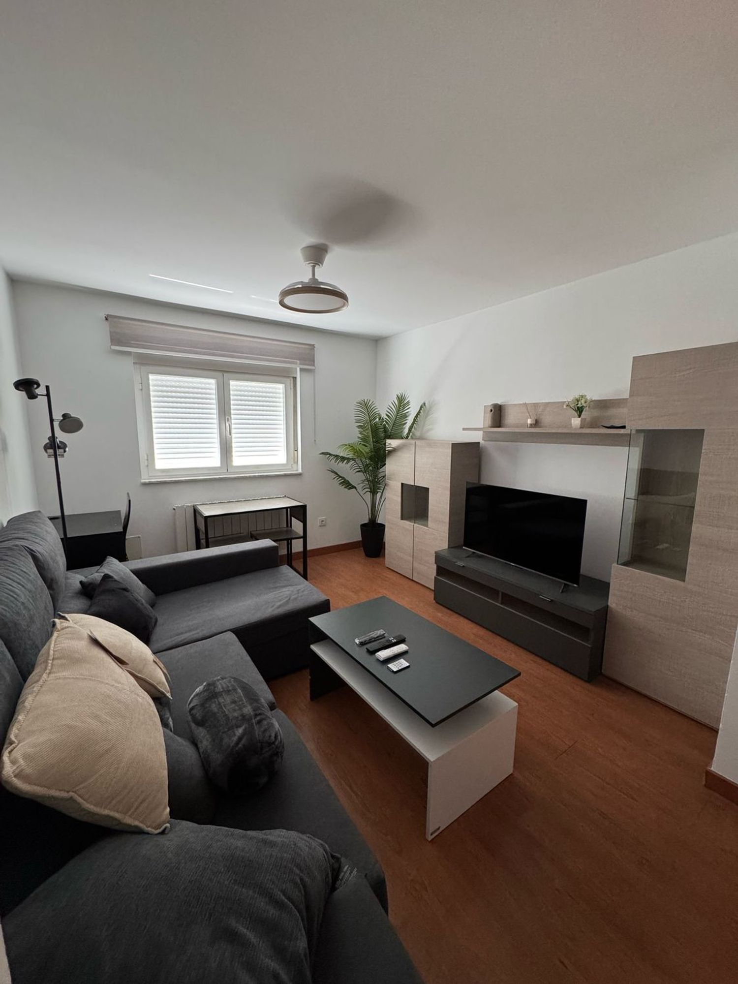 Piso en calle Comercio, 10 - Foto 1