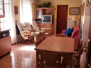 Piso en vivienda centro todo el edificio - Foto 2