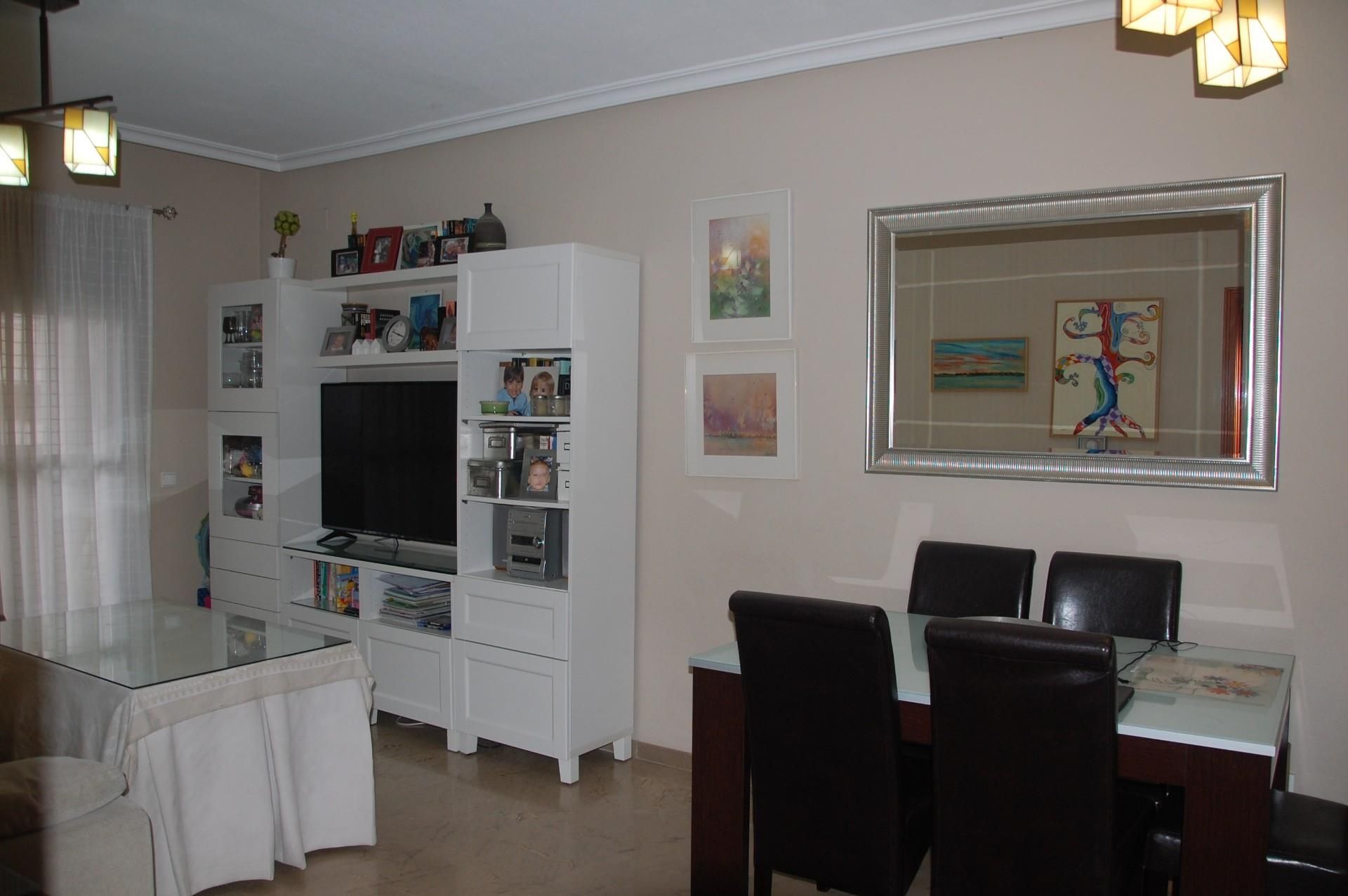 Piso en  Calle Afrodita 12