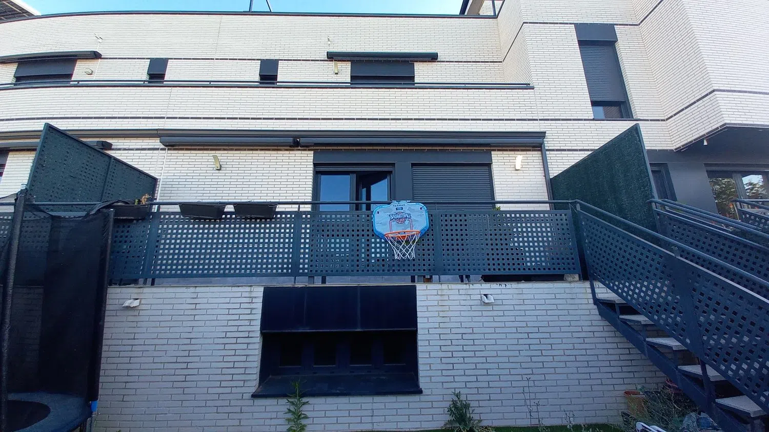 Chalet adosado en calle de Pepe Colmenar, 1 - Foto 2