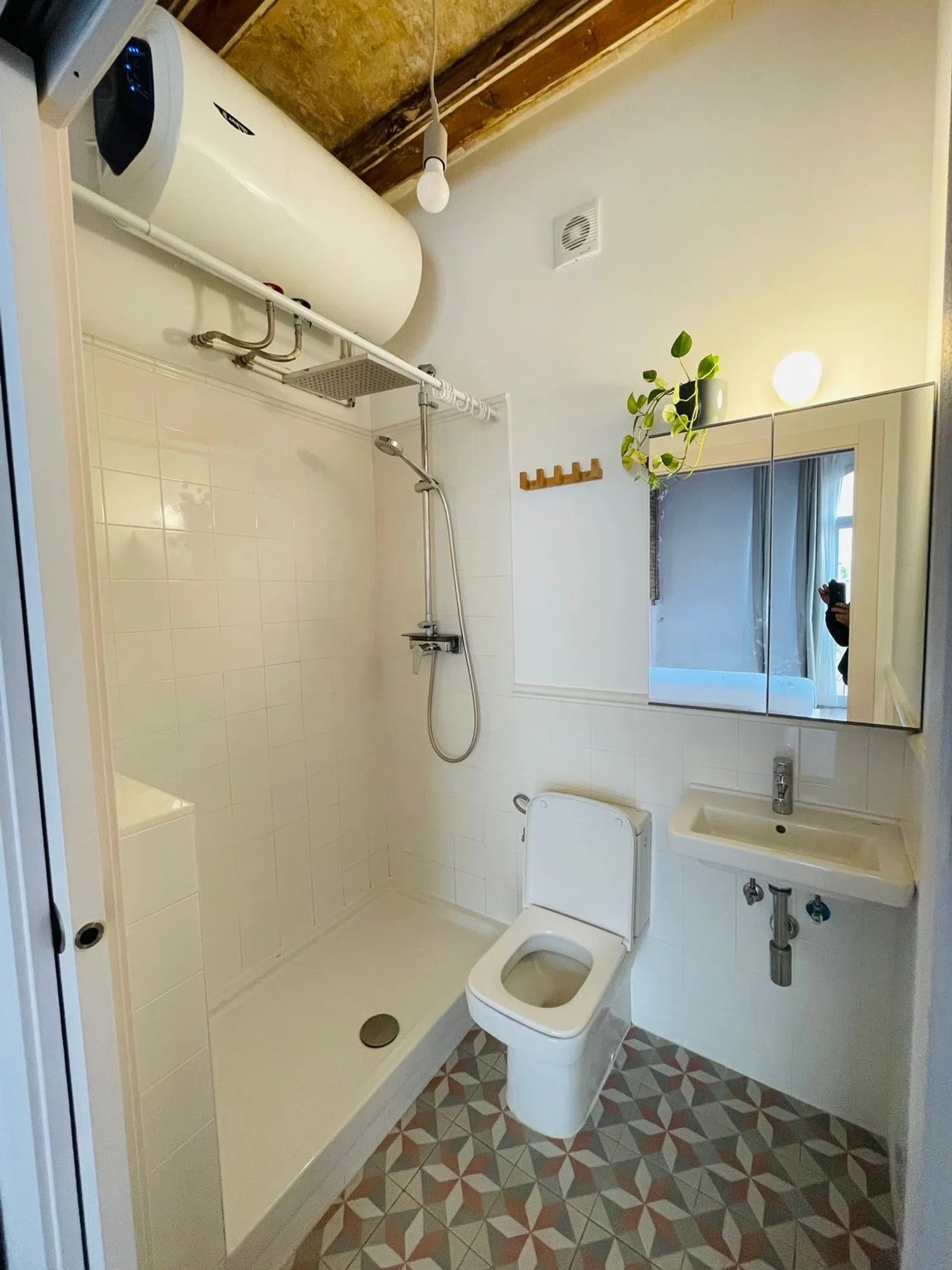 Estudio en calle de Valldonzella, 37 - Foto 6