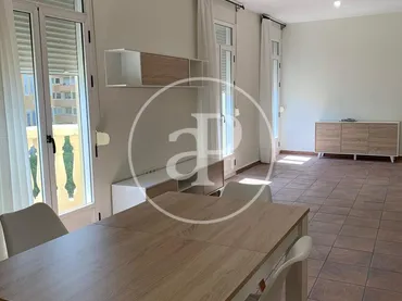 Piso en  Carrer de Sant Vicent Mártir - Foto 1
